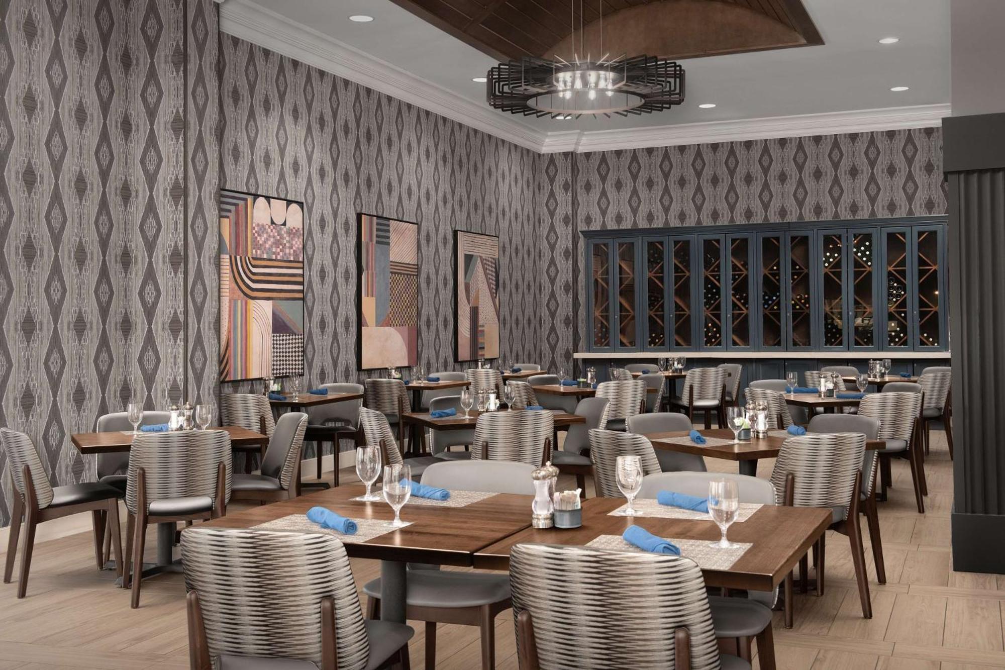 Hilton Phoenix צ'נדלר מראה חיצוני תמונה