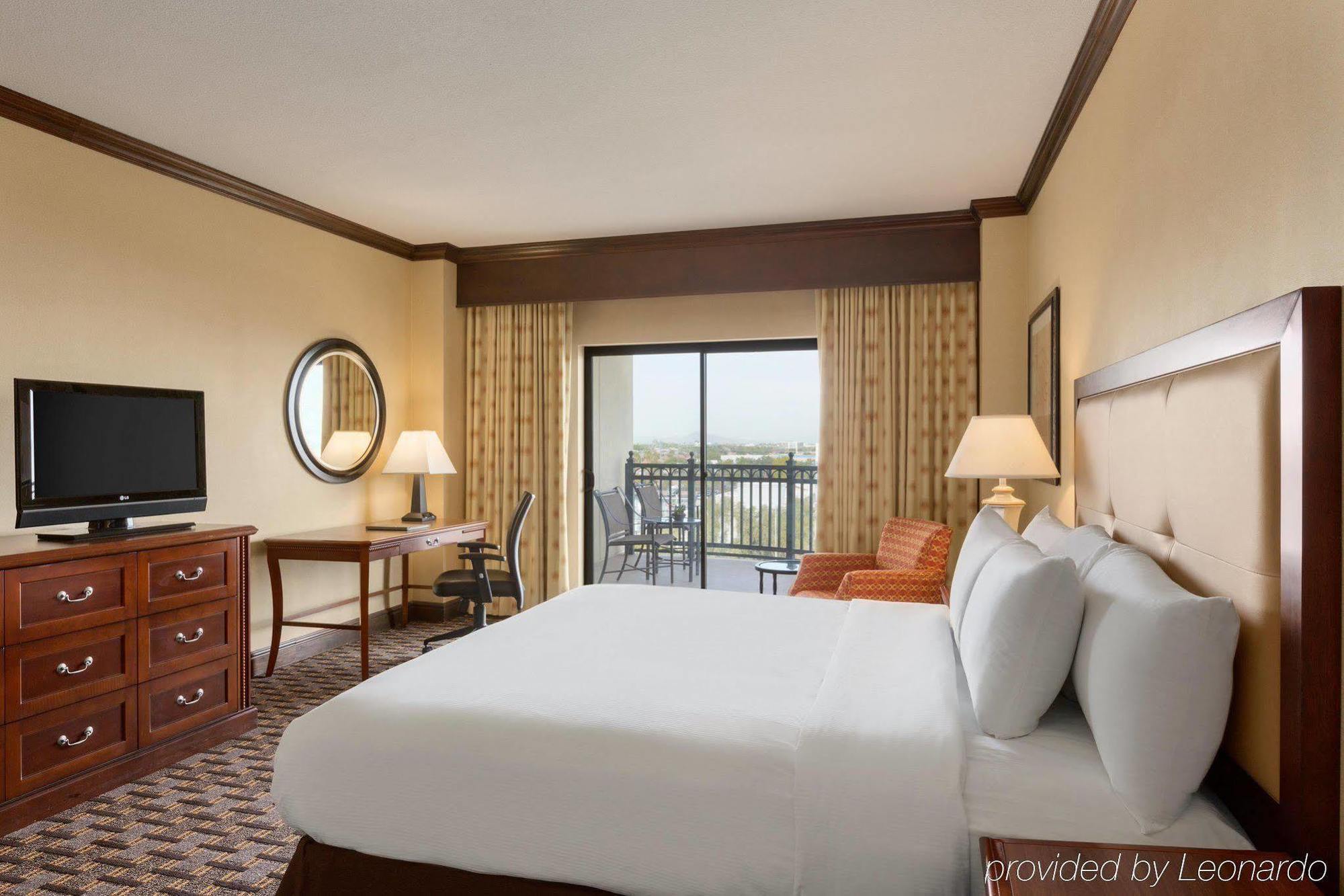 Hilton Phoenix צ'נדלר מראה חיצוני תמונה