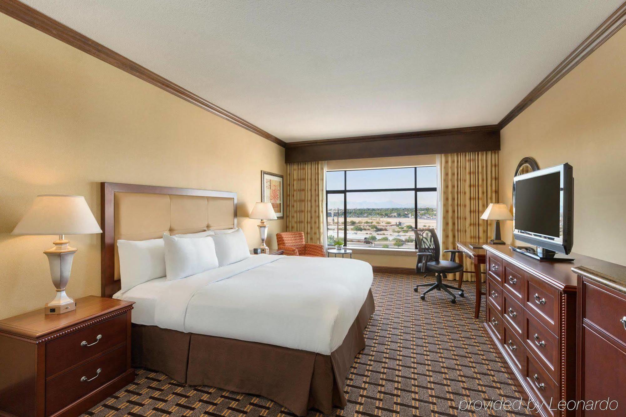 Hilton Phoenix צ'נדלר מראה חיצוני תמונה
